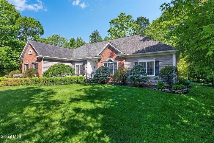 76 Journey Lane, Bethlehem, NY, photo 2
