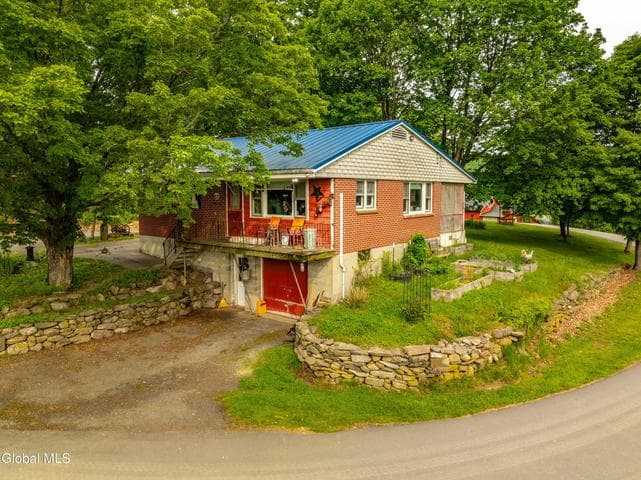 62 Tybush Lane, Brunswick, NY, photo 1