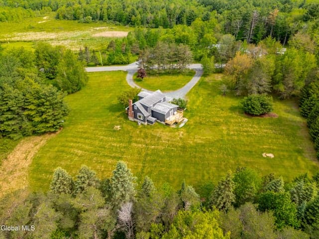 382 Old Road, Grafton, NY, photo 2
