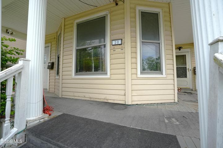 20 Cornell Street, Amsterdam, NY, photo 3