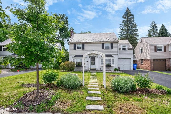 153 Rosemont Street, Albany, NY, photo 3