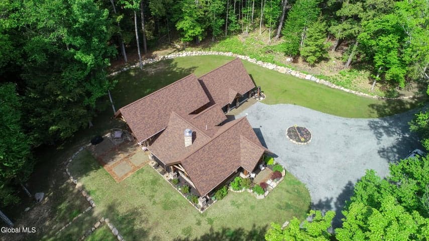 110 Elmer Brown Road, Northampton, NY, photo 2