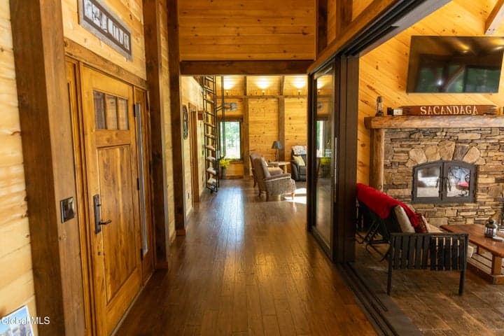 110 Elmer Brown Road, Northampton, NY, photo 5