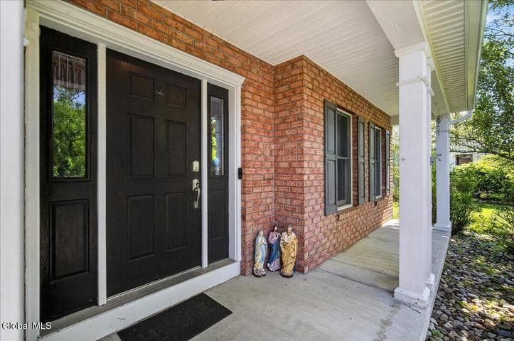 52 Chesterwood Drive, Bethlehem, NY, photo 4