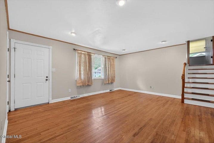 114 Hathorn Boulevard, Saratoga Springs, Outside, NY, photo 3