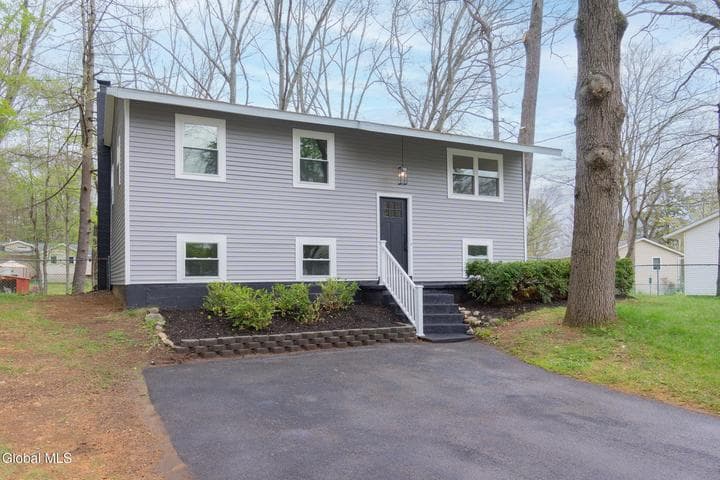 44 Trottingham Road, Saratoga Springs, NY, photo 3