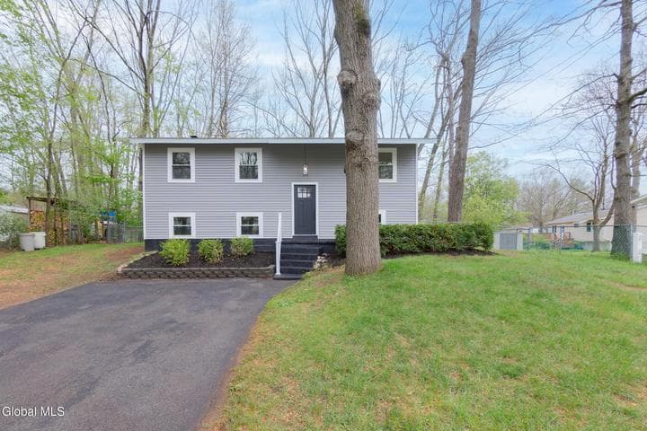 44 Trottingham Road, Saratoga Springs, NY, photo 4