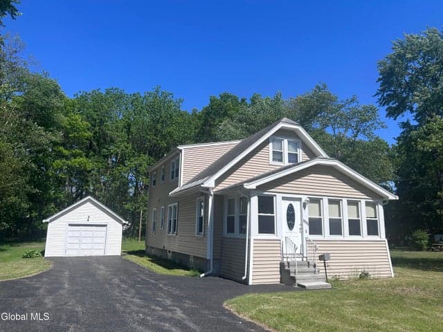 1111 Fort Hunter Road, Rotterdam, NY, photo 1