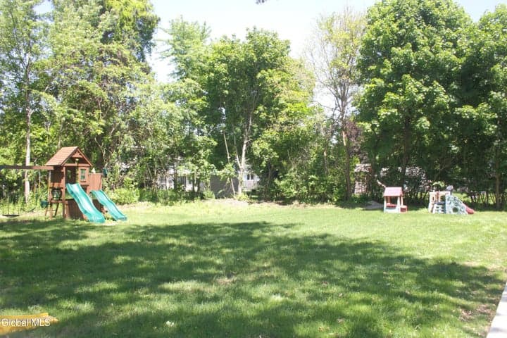 14 Rosemere Road, Ballston, NY, photo 3