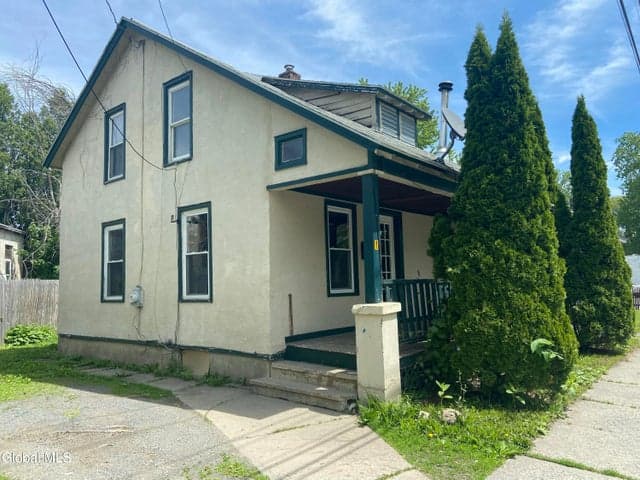 1 Martindale Avenue, Hudson Falls, NY, photo 2