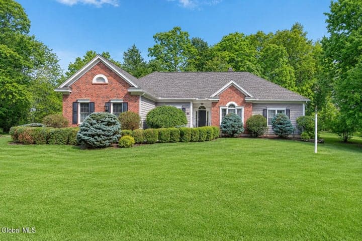 76 Journey Lane, Bethlehem, NY, photo 1