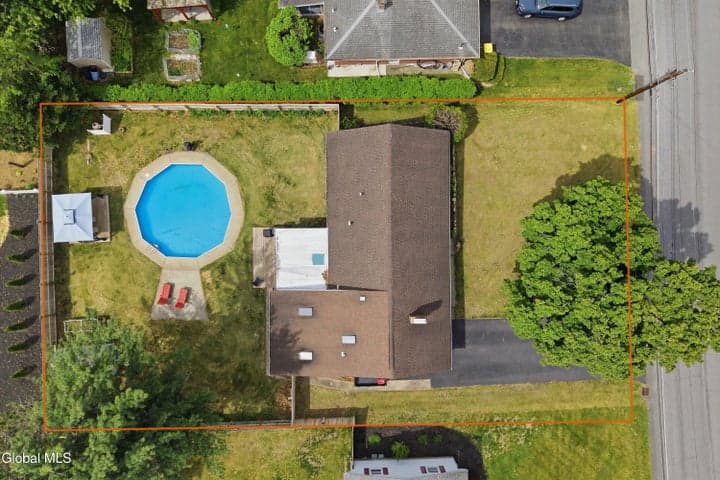 11 James Drive, Colonie, NY, photo 5