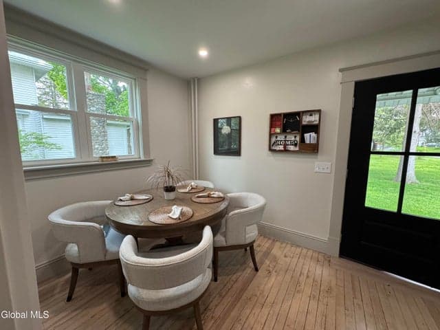 18 Herber Avenue, Bethlehem, NY, photo 5
