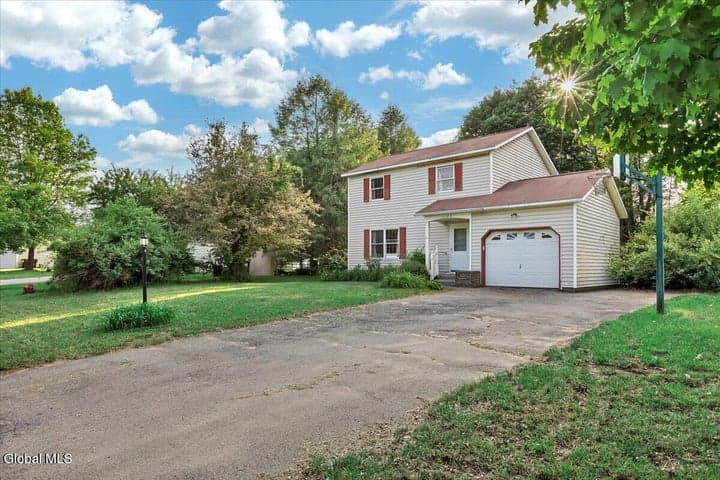 1180 Laural Lane, Ballston Spa, NY, photo 2