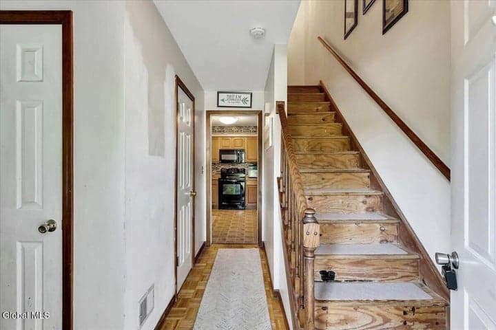 1180 Laural Lane, Ballston Spa, NY, photo 3