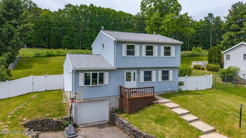 27 Severson Hill Road, Voorheesville, NY, photo 1