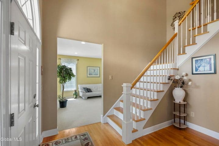 58 Dutch Meadows Drive, Colonie, NY, photo 3