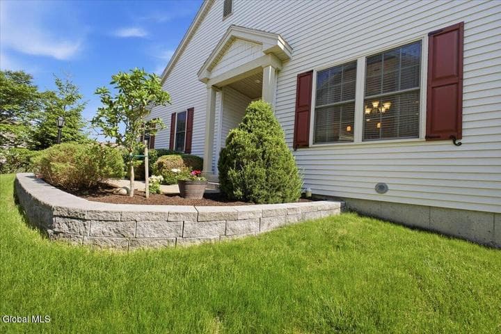 86 Meldon Circle, Queensbury, NY, photo 4