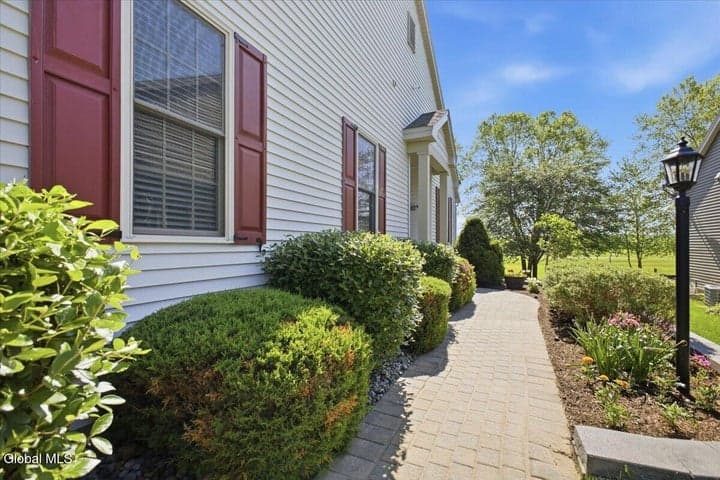 86 Meldon Circle, Queensbury, NY, photo 3