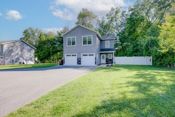 50B Werner Road, Halfmoon, NY, photo 2