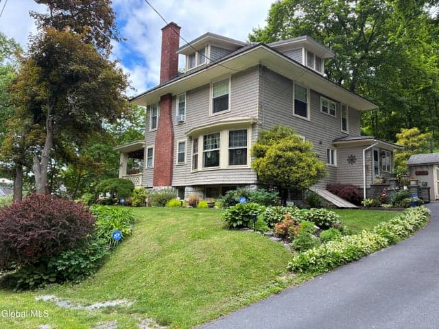 24 Northampton Road, Amsterdam, NY, photo 2