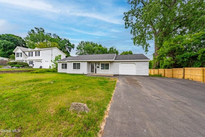 15 Barthol Street, Albany, NY, photo 5