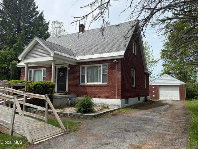 1388 Midline Road, Amsterdam, NY, photo 2