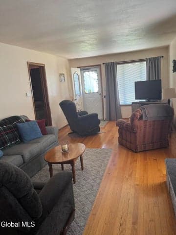 2105 Oaklawn Avenue, Rotterdam, NY, photo 4