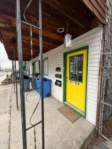 1011 3rd Street, Rensselaer, NY, photo 2