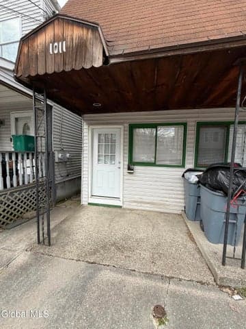 1011 3rd Street, Rensselaer, NY, photo 3