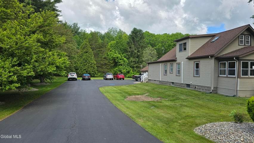 3418 Carman Road, Guilderland, NY, photo 2