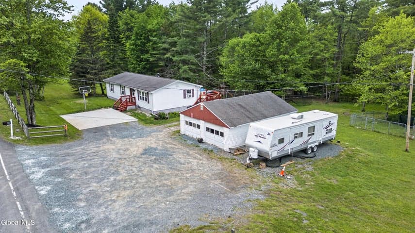 533 County Route 85, Grafton, NY, photo 4
