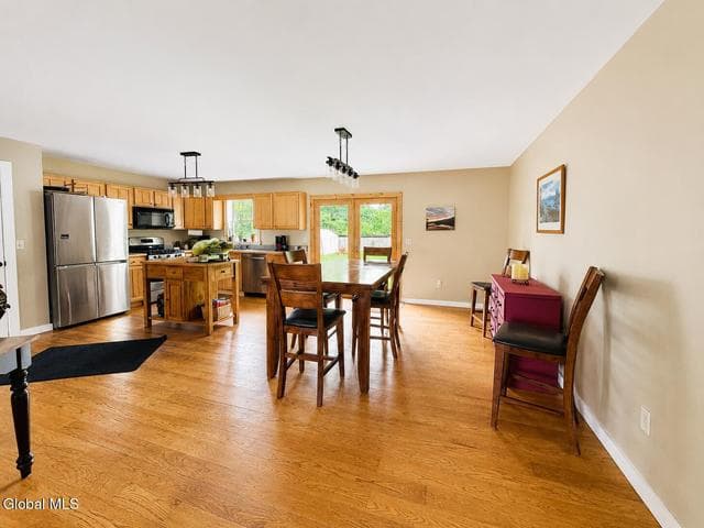 8 Meadow Drive, South Glens Falls, NY, photo 2