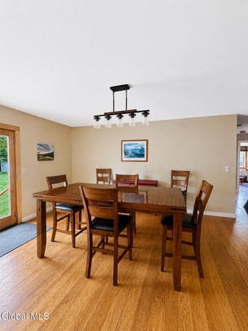 8 Meadow Drive, South Glens Falls, NY, photo 3