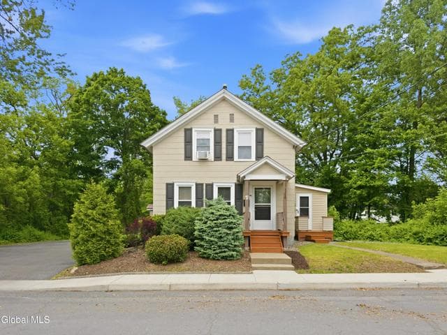 40 Terra Cotta Avenue, Glens Falls, NY, photo 2