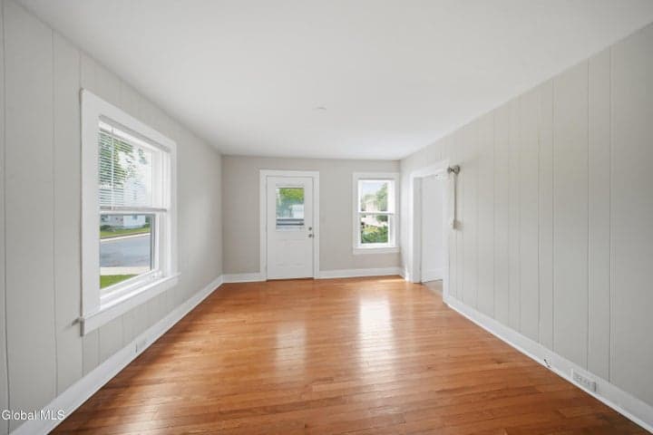 40 Terra Cotta Avenue, Glens Falls, NY, photo 4