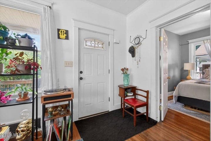 2 Woodlawn Terrace, Bethlehem, NY, photo 3