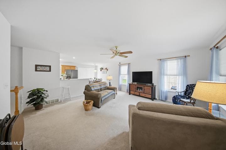 37 Oliver Street, Colonie, NY, photo 3