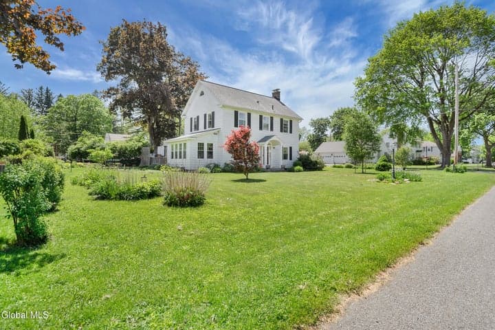 723 Sanders Avenue, Glenville, NY, photo 2