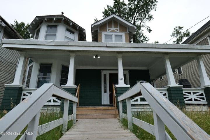 802 Myrtle Avenue, Albany, NY, photo 2