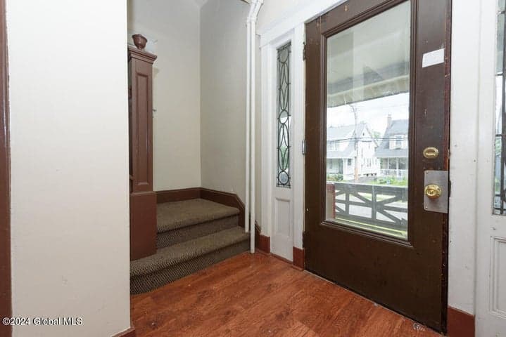 802 Myrtle Avenue, Albany, NY, photo 4