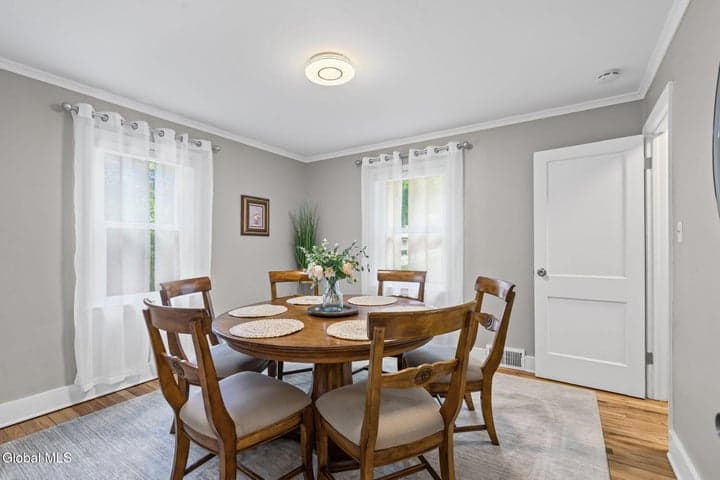 18 Oxford Road, Albany, NY, photo 5