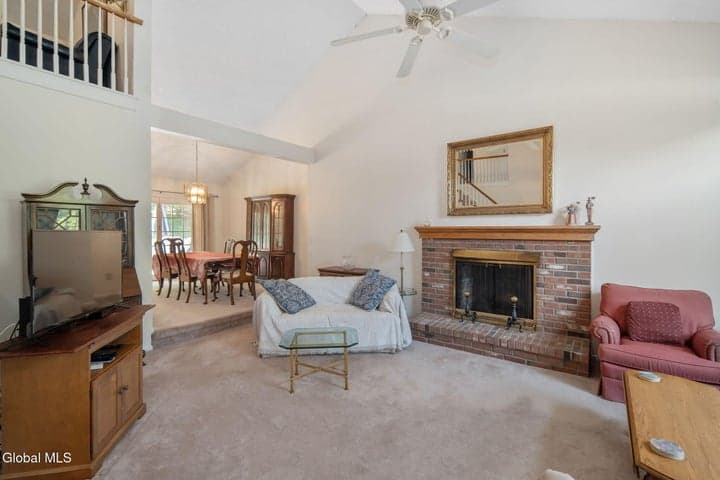 26 Upper Wedgewood Lane, Voorheesville, NY, photo 5