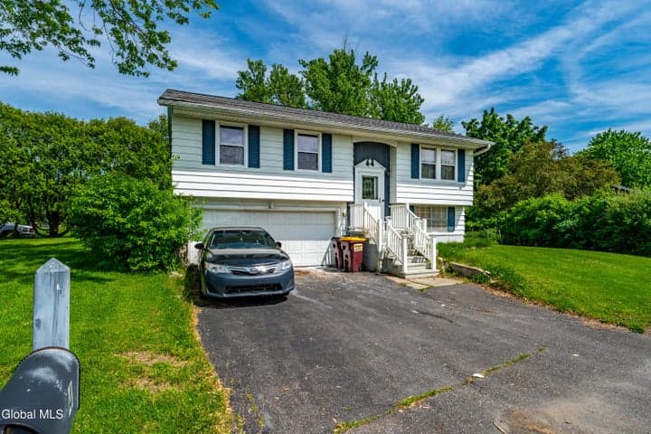 4 Arthur Avenue, Greenport, NY, photo 3