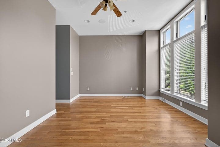4 Bryn Mawr Court, Albany, NY, photo 5