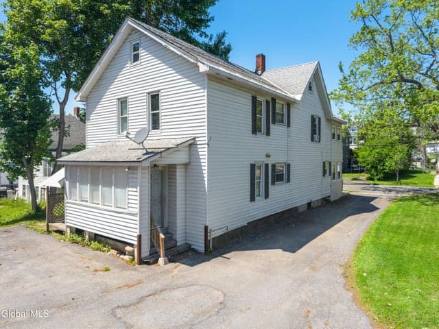 94 3rd Avenue, Gloversville, NY, photo 5