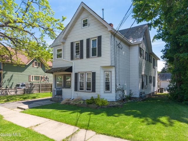 94 3rd Avenue, Gloversville, NY, photo 4