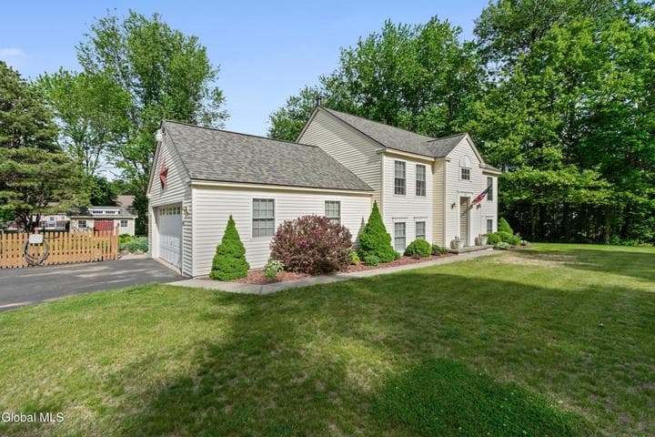 31 Grey Fox Drive, Moreau, NY, photo 2