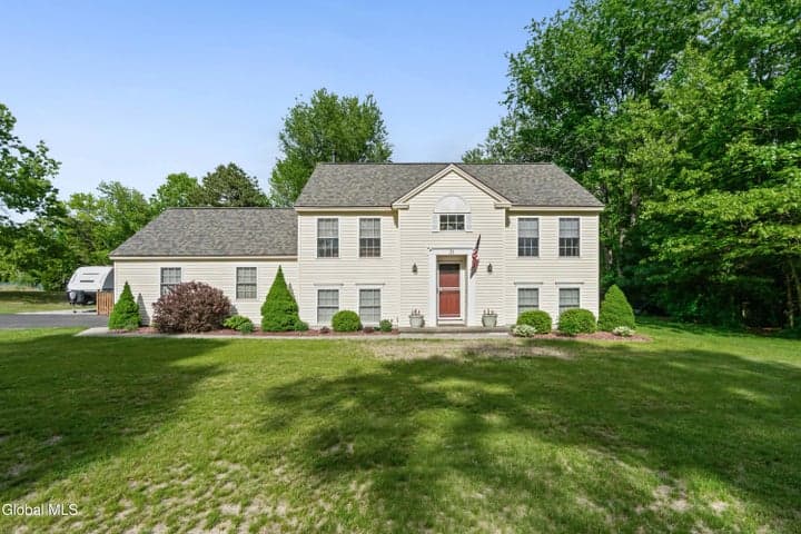 31 Grey Fox Drive, Moreau, NY, photo 1
