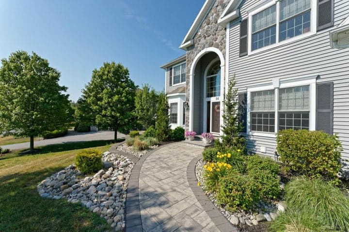 26 Addison Way, Clifton Park, NY, photo 2